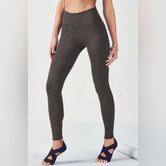 Fabletics Seamless high waisted solid legging in Charcoal Heather - Picture 1 of 4